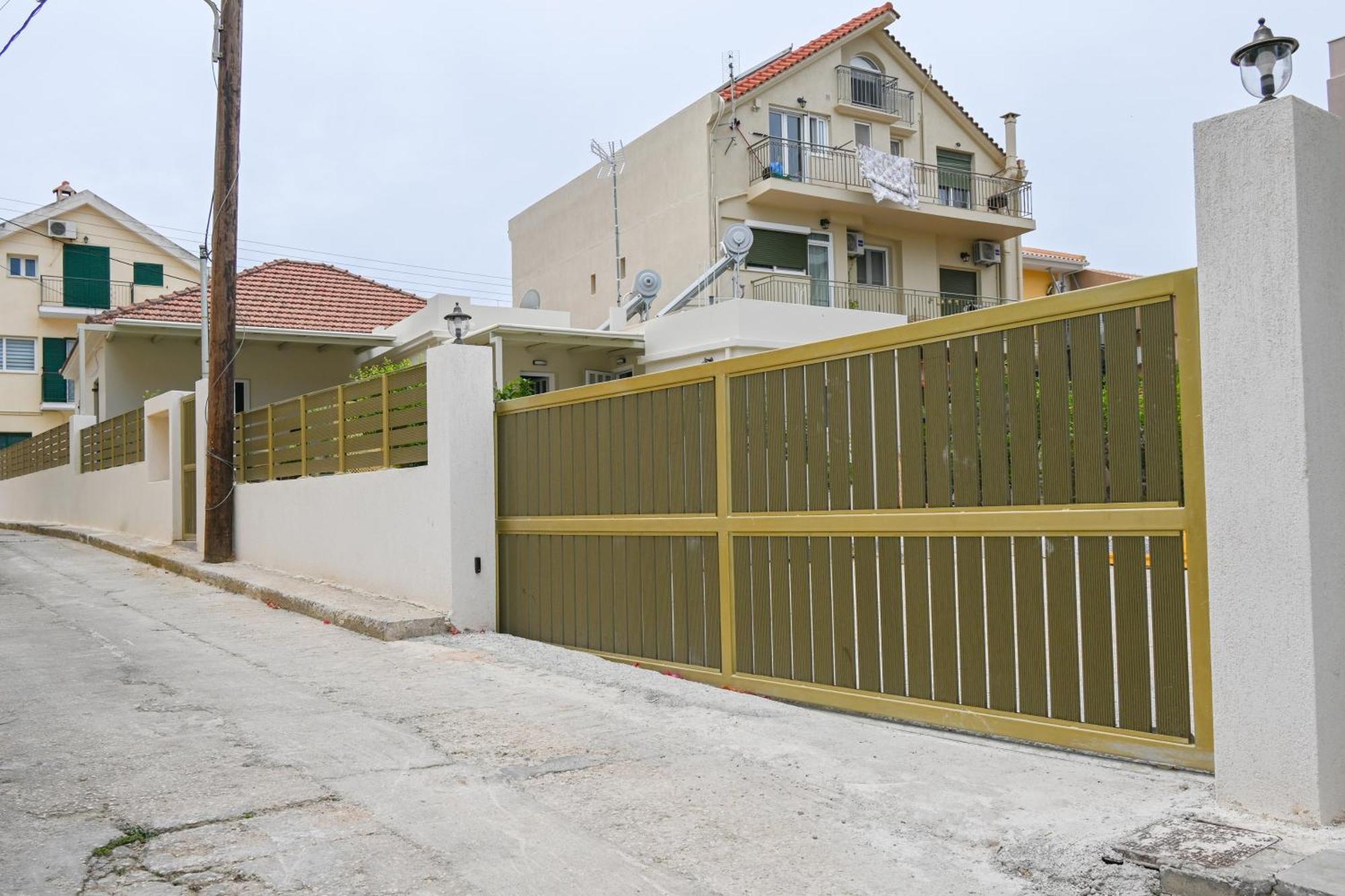 Aparthotel Vivis Hub Argostoli  Exterior foto